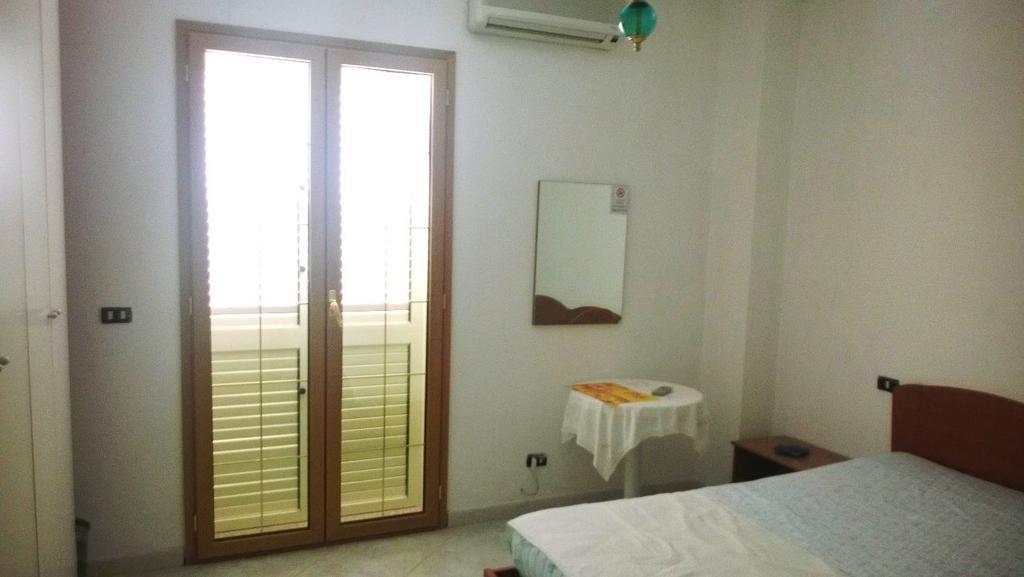B&B Shalom Condofuri Marina Стая снимка
